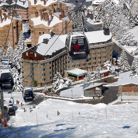 Hotel Tuc Blanc Baqueira Beret Esterno foto