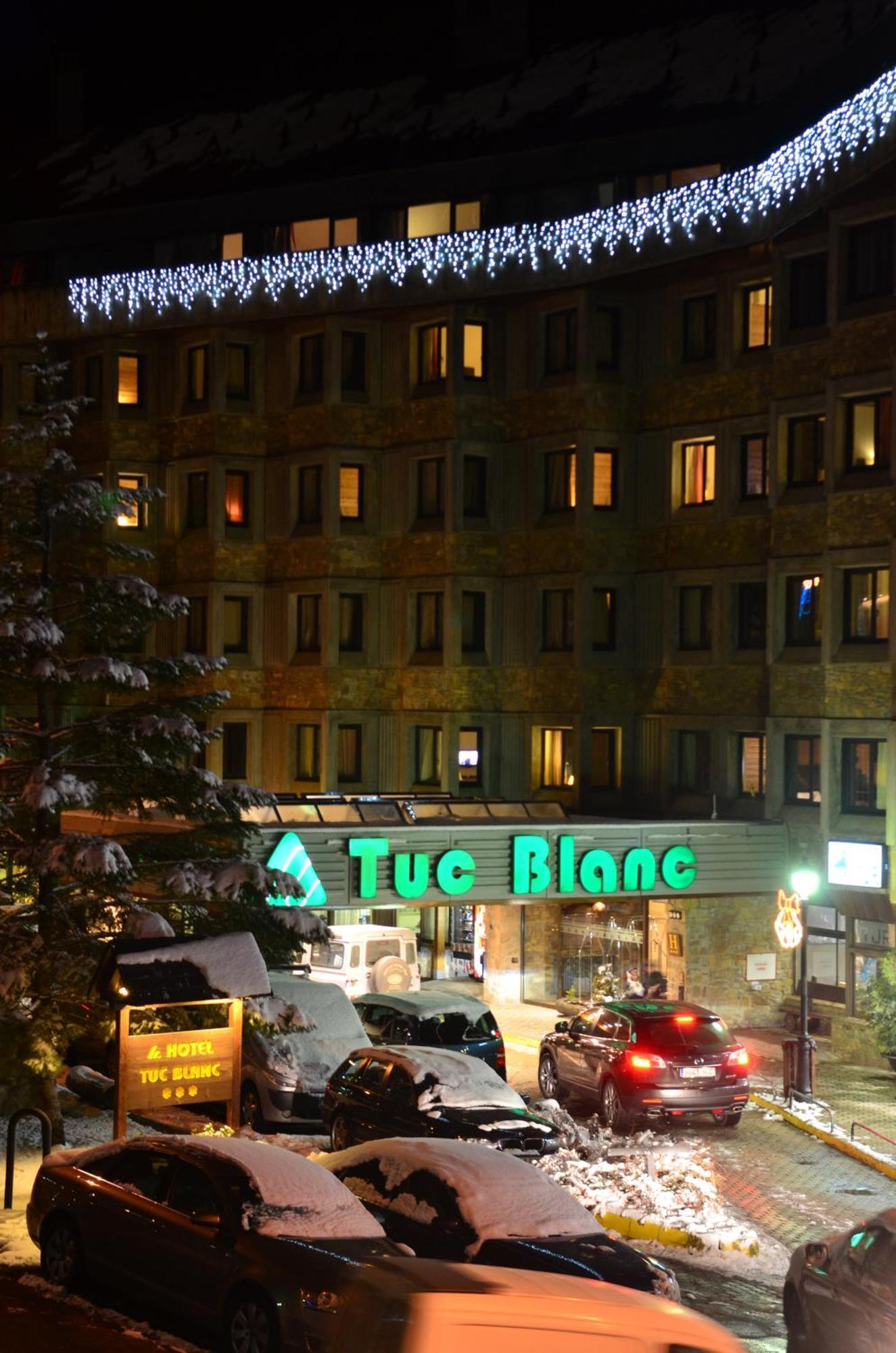 Hotel Tuc Blanc Baqueira Beret Esterno foto