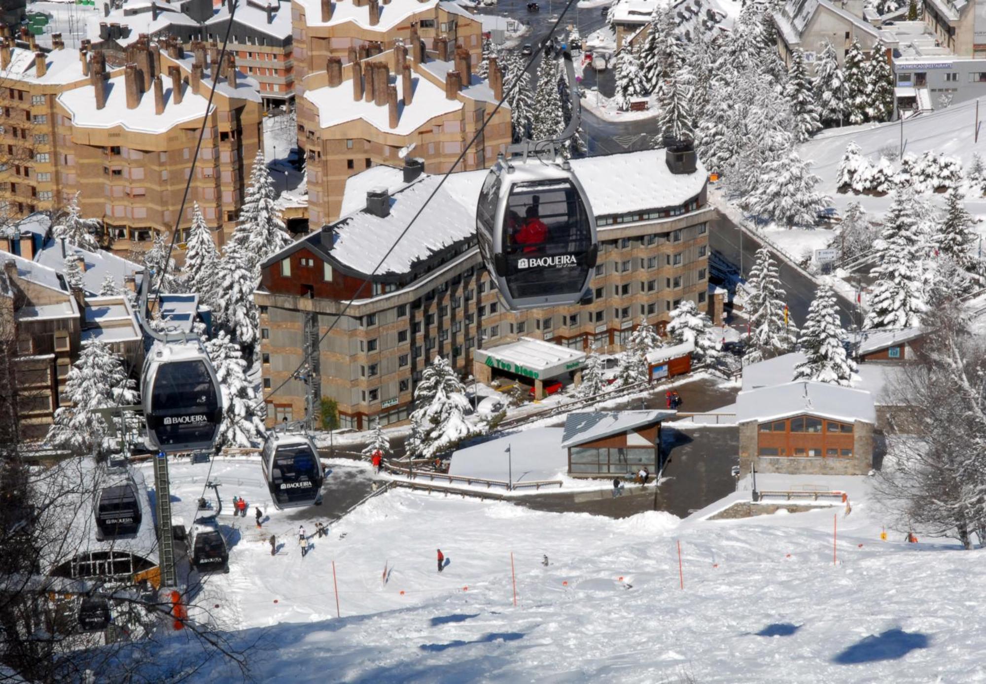 Hotel Tuc Blanc Baqueira Beret Esterno foto