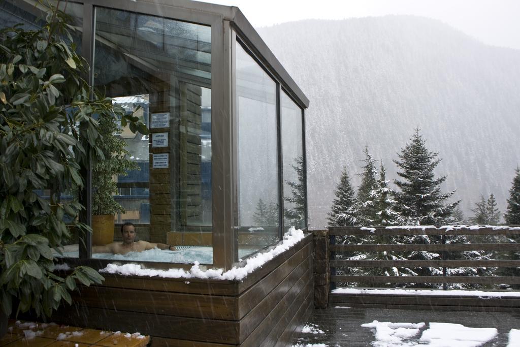 Hotel Tuc Blanc Baqueira Beret Esterno foto